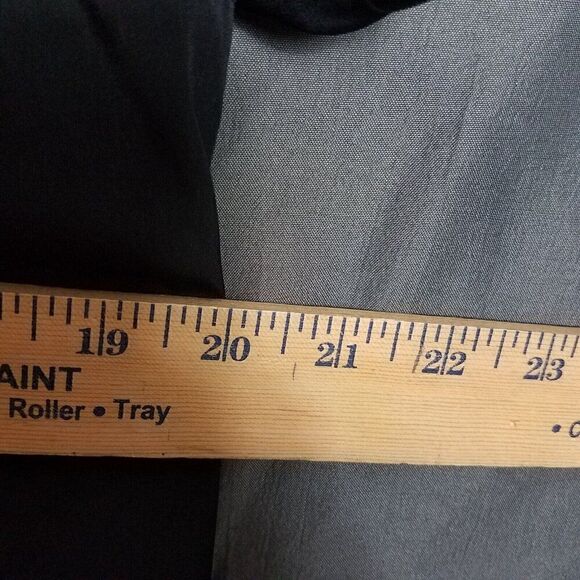 Preston & York Petites Black Blouse Size 8P Slick Look Side Slits Career Dressy - Picture 5 of 9